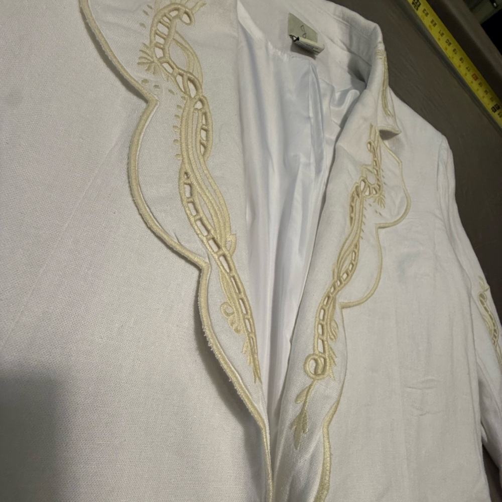 Joie White/Ivory Linen Blend Blazer w/Cream Embroidery Scallop Edges Small - Picture 4 of 11